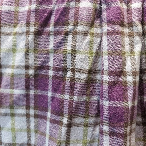 CABELA Purple Plaid Button-up, Long Sleeve, 100% Cotton, Size M - Picture 7 of 7